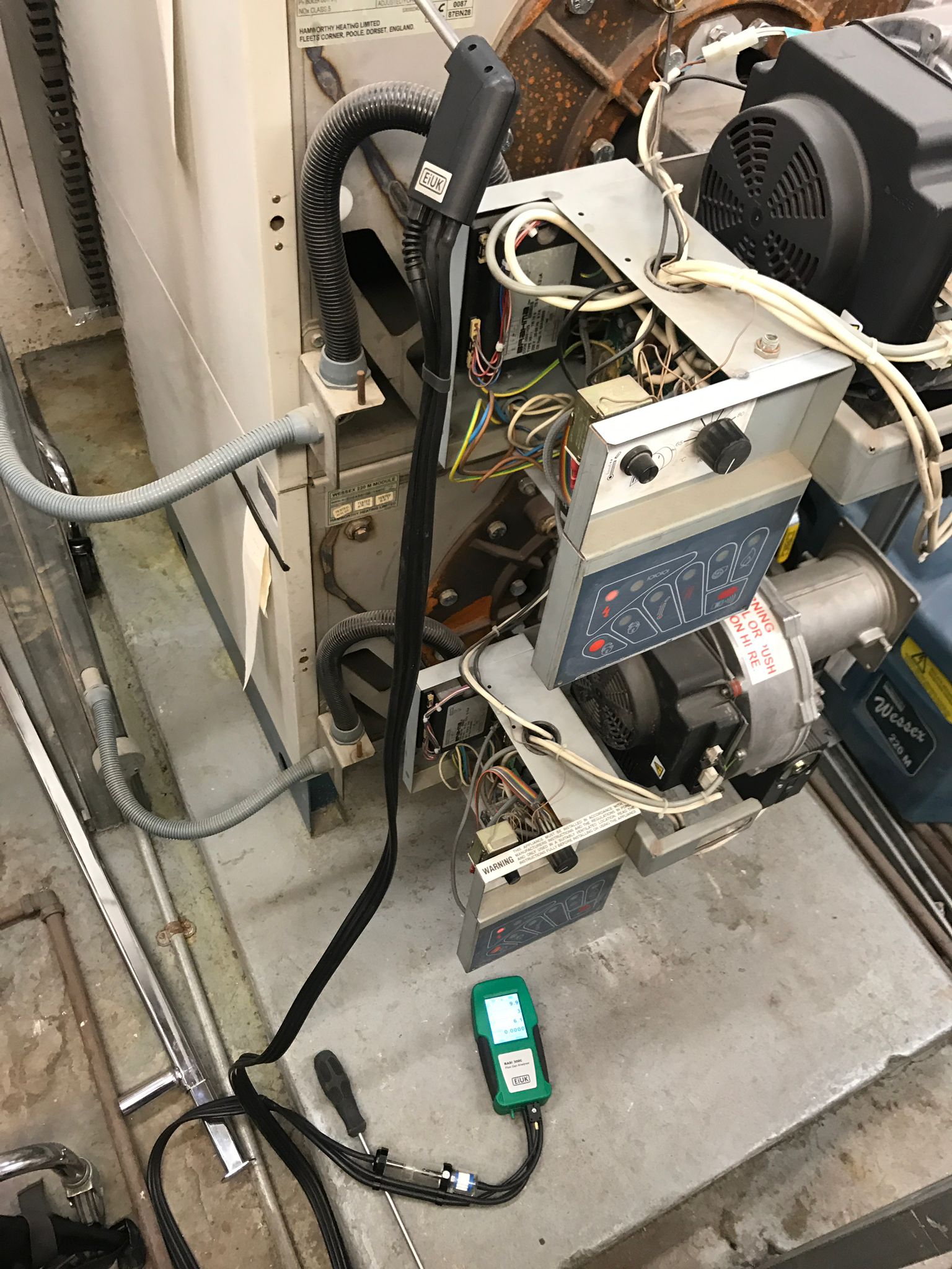 gas safe registered engineer near me West Kensington, W14